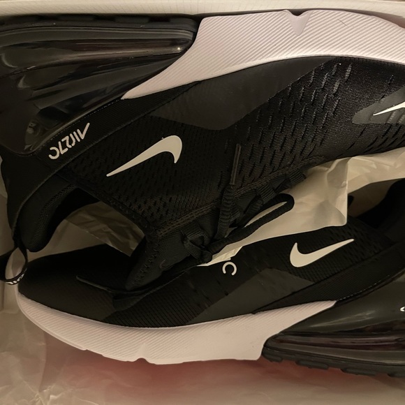 Nike Other - Air 270s
